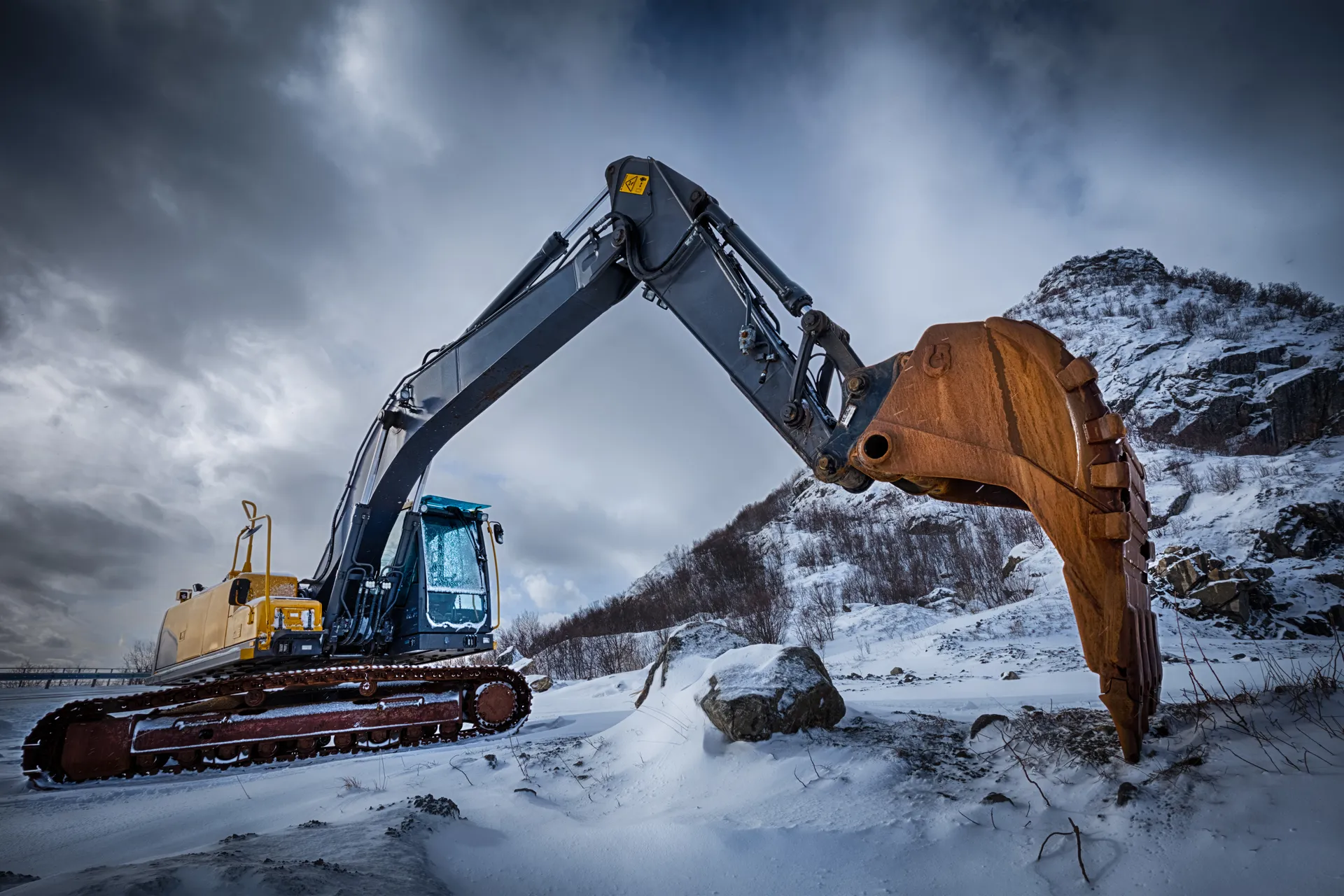 China’s Leading Excavator Manufacturer: Quality Machines, Factory-Direct Savings